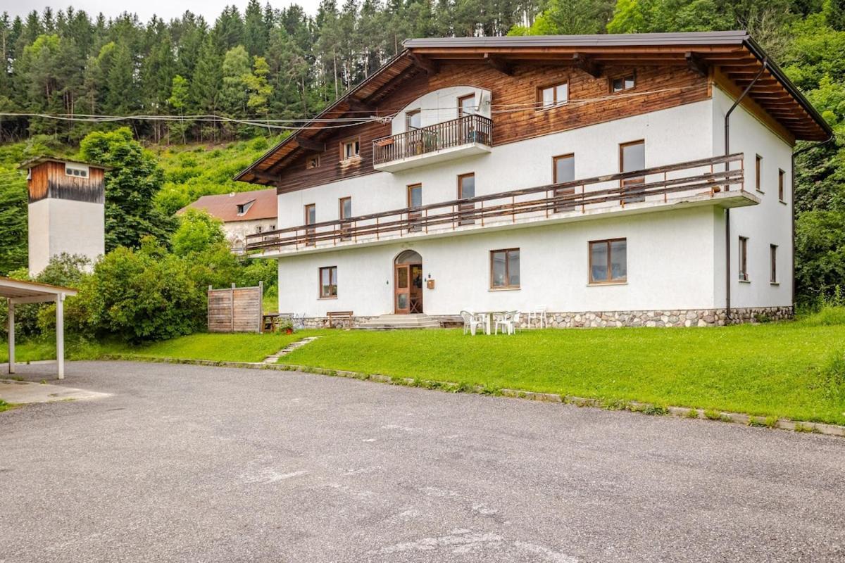 Lussuosa Suite In Montagna Con Wifi E Netflix Ταρβίζιο Εξωτερικό φωτογραφία